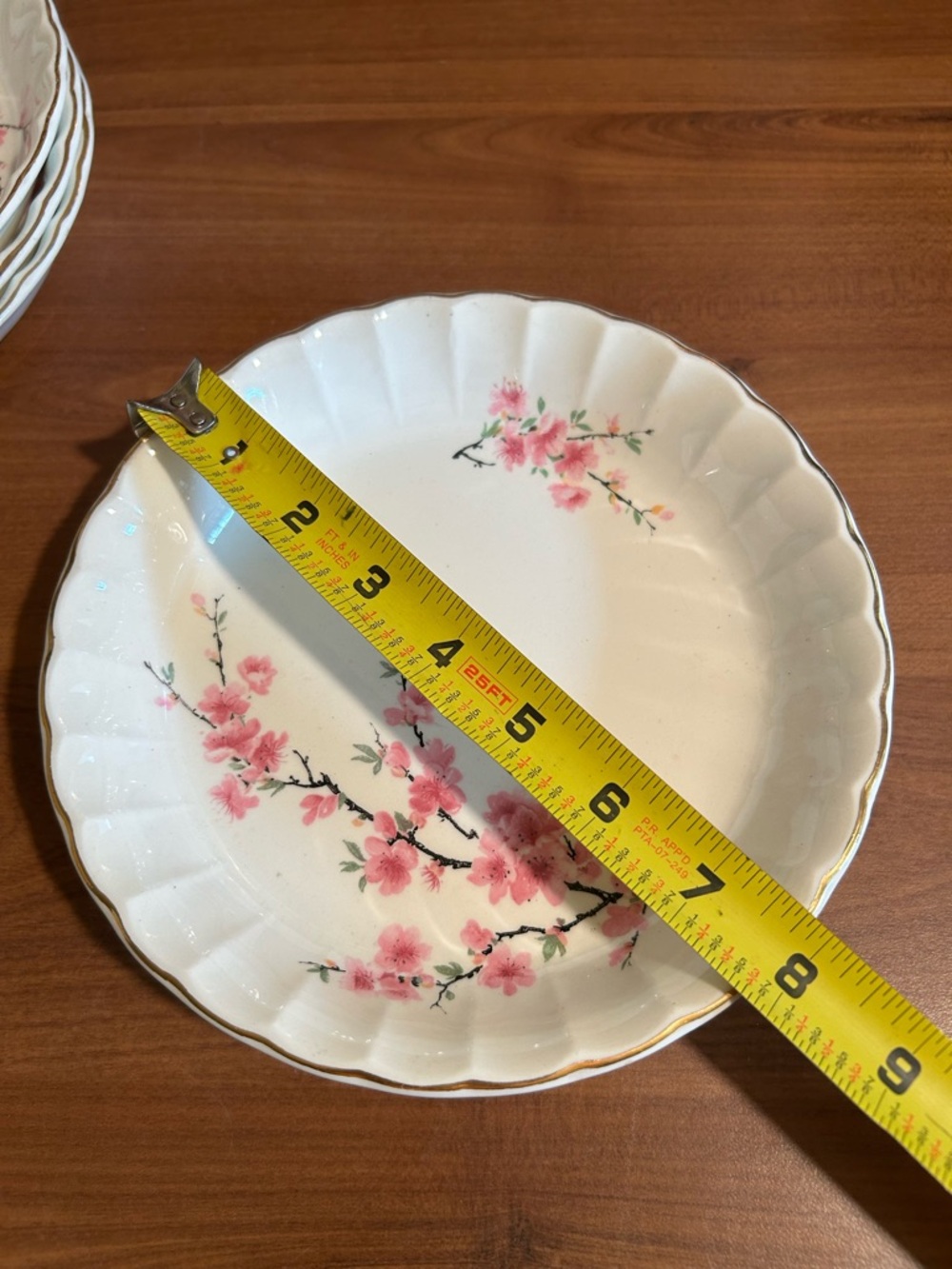 Vintage Floral Pink Blossom Porcelain Dinner Bowls with Gold Rim - Set of 4 - Picture 3 of 3